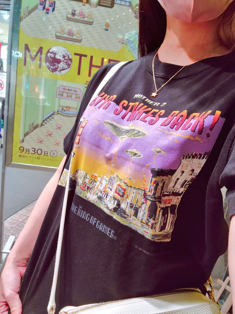 普通のTシャツとして売っててもカッコイイデザインだと思い魔せんか