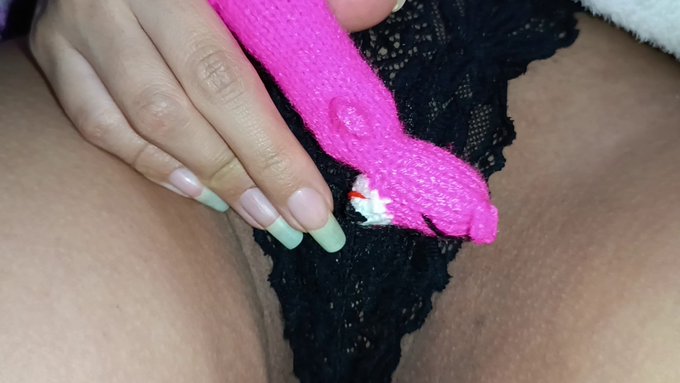 puedo ser tu amiga anime ? 😈🥰 https://t.co/fyJ88kNbBQ