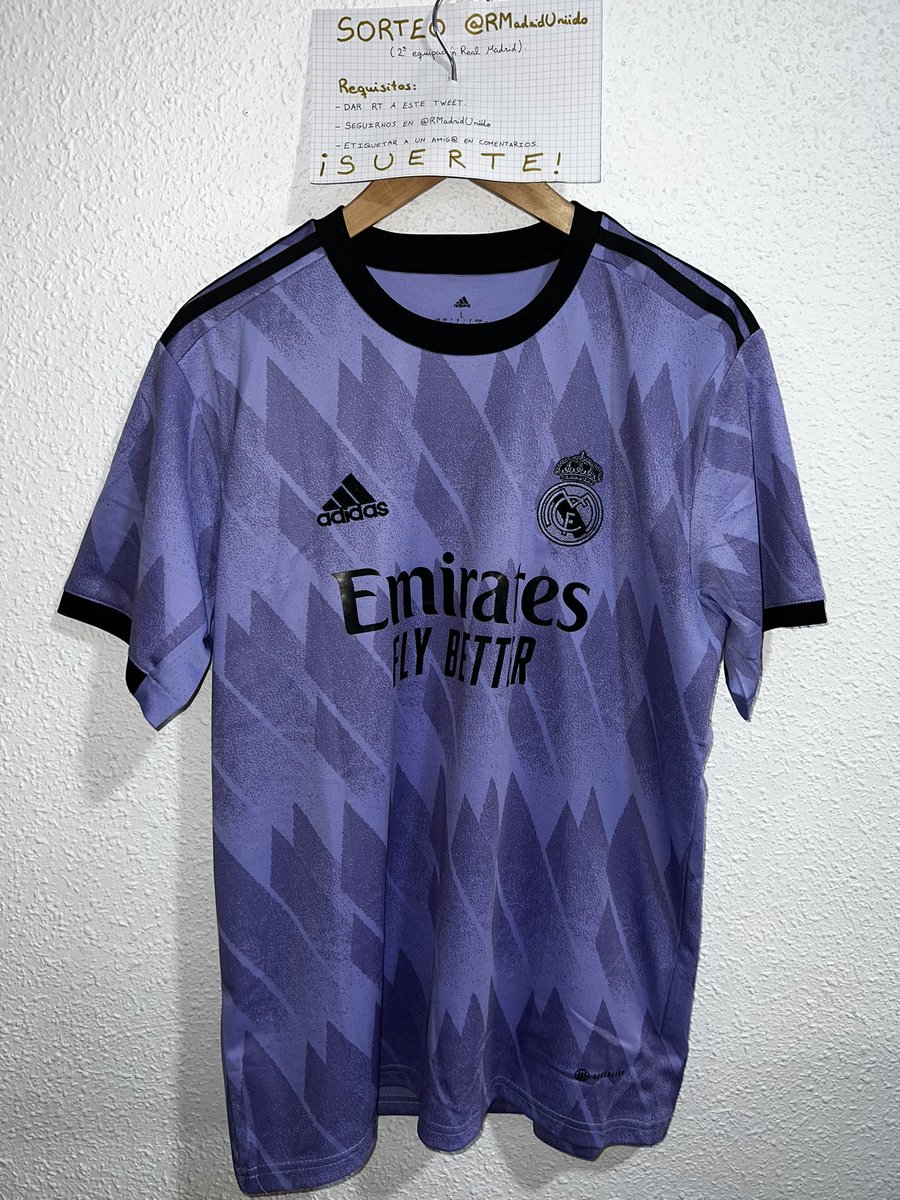 RMadridUniido's tweet photo. 🔥🤍 SORTEO de la 2ª EQUIPACIÓN del REAL MADRID 🤍🔥

Requisitos para participar:

1.- DAR RT A ESTE TWEET. 

2.- SÍGUENOS EN @RMadridUniido 

3.- ETIQUETA A UN AMIGO EN COMENTARIOS (cuantos más mejor).

¡MUCHA SUERTE! 🍀 
Ganador: 16 de Octubre, justo antes del CLÁSICO. https://t.co/qTgR3PyqfL