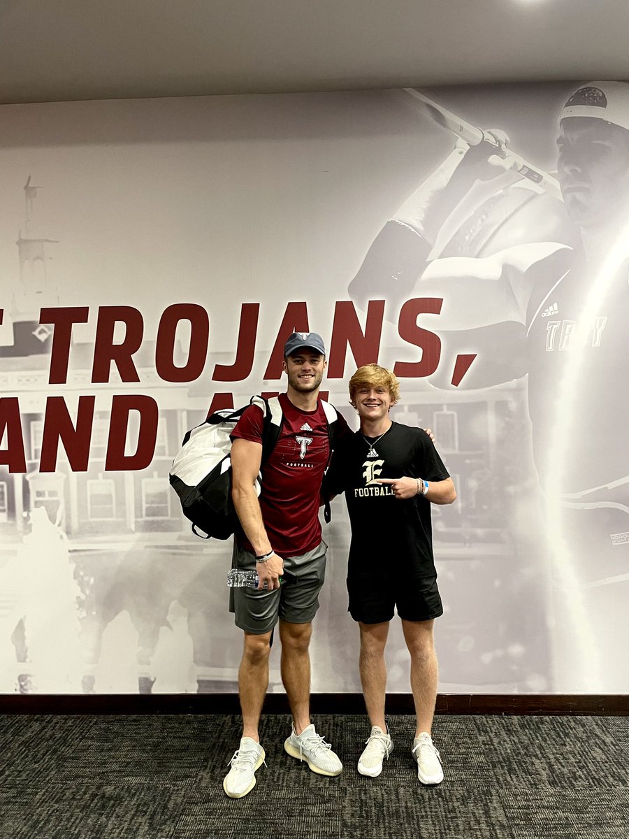 Game day visits are sweeter when your boy <a href="/brooksbuce/">Brooks Buce</a> puts 10 points on the board. Thank you for introducing me to <a href="/CoachVollono/">James P. Vollono</a>. Beyond impressed with <a href="/TroyTrojansFB/">Troy Trojans Football 8x⚔️</a> #RiseTheBuild #OneTROY⚔️🏈 <a href="/barrettdavis4/">Barrett Davis</a> <a href="/FlintHatchett/">Flint Hatchett</a> <a href="/HKA_Tanalski/">Adam</a> <a href="/OneOnOneCoastal/">Coastal Elite #T4P</a> <a href="/CheneyAUG/">Will Cheney</a> @AugBball