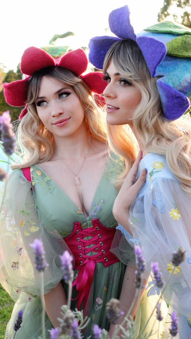 Back at it again in our natural state as fairies together 😍💕 @TabootieCosplay https://t.co/e6A0Llgoc