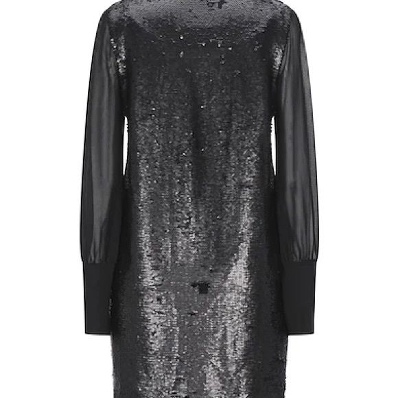 So good I had to share! Check out all the items I'm loving on <a href="/Poshmarkapp/">Poshmark</a> #poshmark #fashion #style #shopmycloset #lululemonathletica: posh.mk/FoVt9e0XBtb