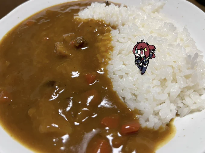 ロアちゃんとイヌとロアちゃん、イヌとぽかぽかしてる〜?イヌが寄ってきた時もしかして吸ってるんじゃない〜今はどんな匂いがしてるかな?いつかYouTubeで匂いを嗅げる機能がついたら嗅いでみたいよロアちゃんにいい匂いがいっぱい嗅げるように今日のご飯カレー #ロアート 
