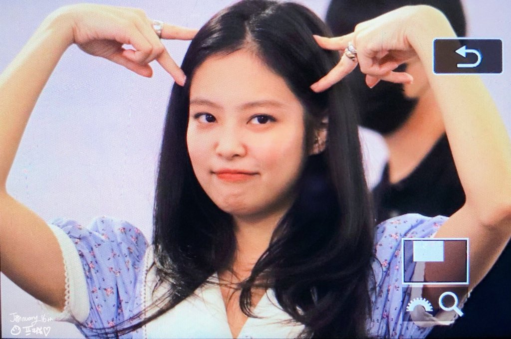 Blackpink88xo's tweet photo. cute https://t.co/G6FZP2WsRc