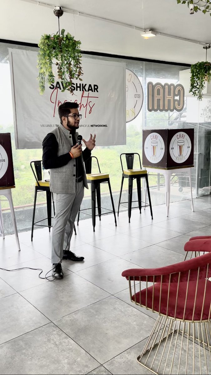 SavishkarMP's tweet photo. Whooping 60+ Aspiring Food Entrepreneurs and Innovators had joined us in the 2nd Edition of ‘Savishkar Insights’.

They’ve learned, “How to build a Food and Beverage Brand from scratch and developing a Franchise Model”. And, How Chai Kaapi started from 1 outlet &amp; opened 19 more. https://t.co/FsFJRXpVXt
