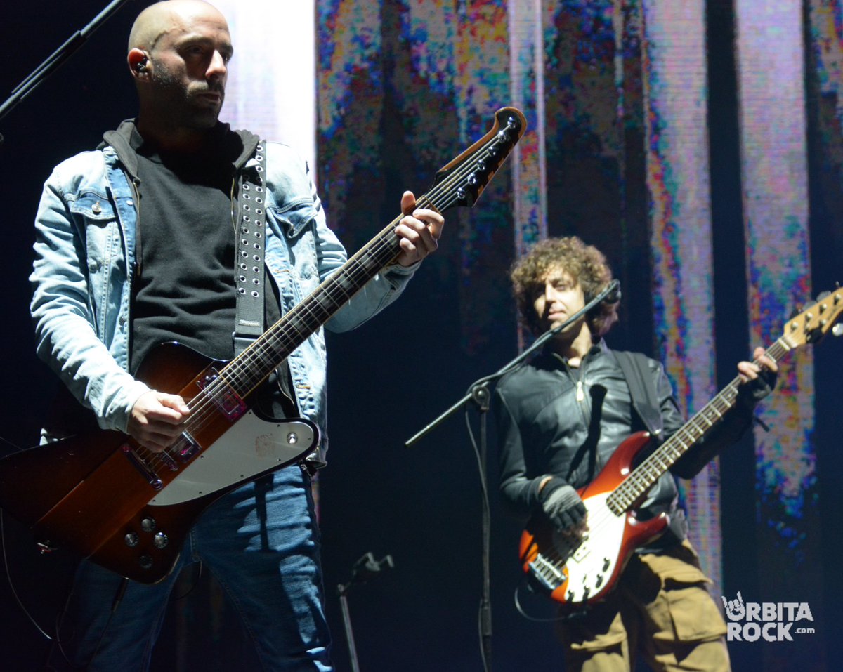 Orbitarock's tweet photo. ⭐️⚡️🤟 ¿Y que tal el show de @ntvgoficial  en @CordilleraFest ? 🇺🇾🇺🇾  ¡Sin palabras! 🤐🤐🤐 🙌🙌🙌 
📸 @FelipeRochadg https://t.co/nWJainsFdi