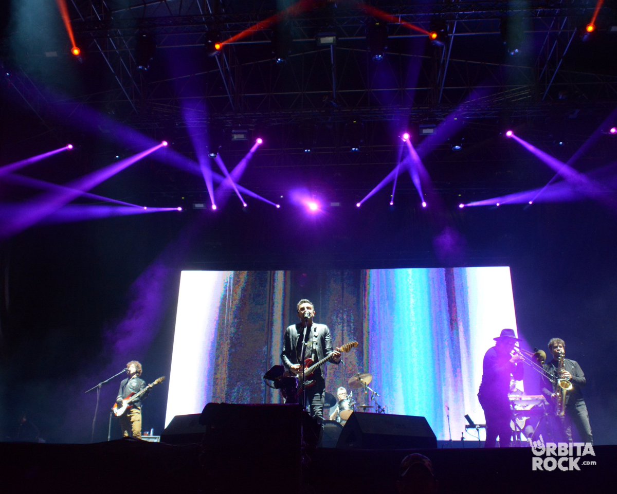 Orbitarock's tweet photo. ⭐️⚡️🤟 ¿Y que tal el show de @ntvgoficial  en @CordilleraFest ? 🇺🇾🇺🇾  ¡Sin palabras! 🤐🤐🤐 🙌🙌🙌 
📸 @FelipeRochadg https://t.co/nWJainsFdi