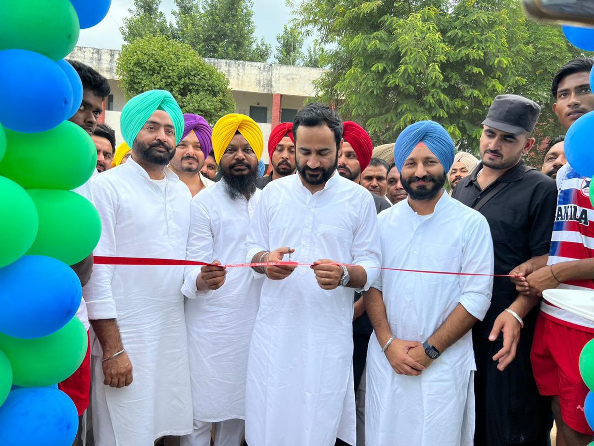 meet_hayer's tweet photo. ਮਾਣਯੋਗ ਮੁੱਖ ਮੰਤਰੀ ਜੀ @BhagwantMann ਦੀ ਅਗਵਾਈ ਹੇਠ ਅਸੀਂ ਨਿਰੰਤਰ ਕੰਮ ਕਰ ਰਹੇ ਹਾਂ।ਇਤਿਹਾਸਕ ਪਿੰਡ ਢੁੱਡੀਕੇ ਦੇ ਲਾਲਾ ਲਾਜਪਤ ਰਾਏ ਸਰਕਾਰੀ ਕਾਲਜ ਵਿੱਚ ਨਵੀਂ ਹਾਕੀ ਐਸਟਰੋਟਰਫ ਦਾ ਉਦਘਾਟਨ ਕੀਤਾ।220 ਕੋਚਾਂ ਦੀ ਭਰਤੀ ਕਰਨ ਜਾ ਰਹੇ ਹਾਂ। ਪਿੰਡ ਦੌਧਰ ਚ ਮੋਗਾ ਰੋਇੰਗ ਅਤੇ ਵਾਟਰ ਸਪੋਰਟਸ ਕਲੱਬ ਦਾ ਕੰਮ ਦੇਖ ਕੇ ਬਹੁਤ ਖੁਸ਼ੀ ਹੋਈ। https://t.co/5pS5uM24T5
