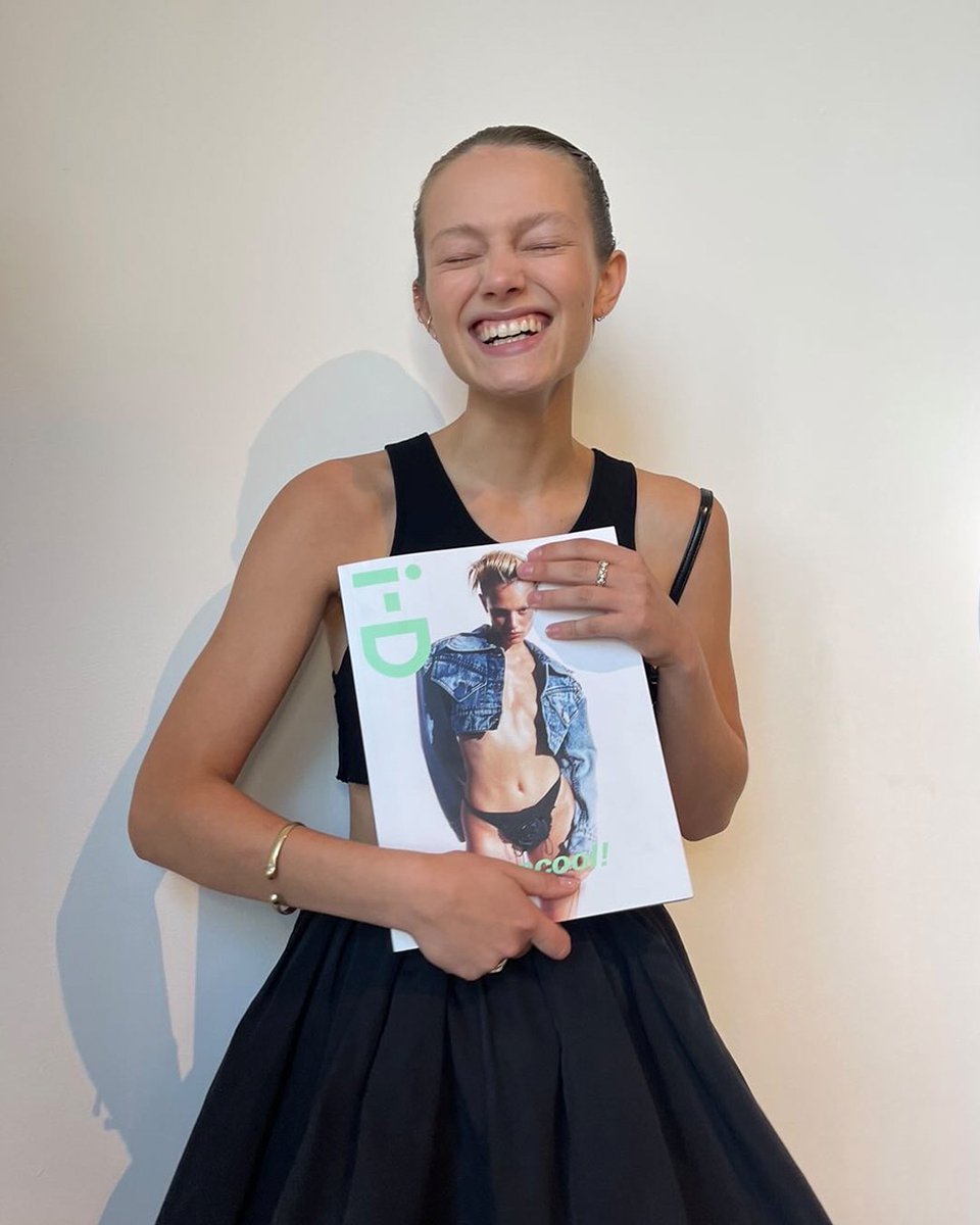 i_D's tweet photo. Sundays are so much better when your new copy of i-D arrives! 😁
Order The Ultra! Issue now: https://t.co/s2BxFHJYJI
#SimonaKust #Ultra https://t.co/HZg16Hblvo