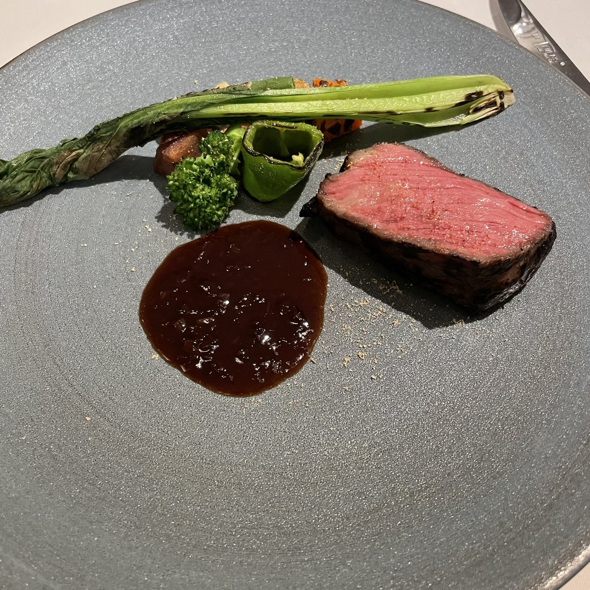 mizuki_coshu's tweet photo. フレンチのフルコースディナーに行くのが隠れた趣味、ということで行ってきた🇫🇷
アミューズメントが1番楽しみだけどめちゃよかった!!
#emuN https://t.co/O9IinqAnuM