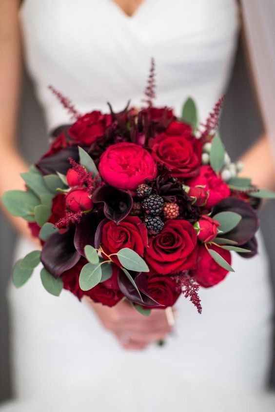 annemeovv's tweet photo. @Heuncae @Heachaun @tehyunga @mincu @LiamoreDelia Kini bouquet bunga sudah berada ditangannya, ia pun tak lupa untuk mengajak suaminya memegang bouquet bunga bersama. Ia mulai melirik suaminya lalu memberi isyarat untuk memegang bunga bersama. “Kakak pegang bunganya bareng.” https://t.co/JKpHFDvtoO