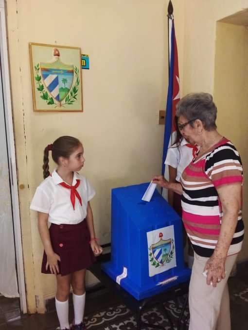 YamileydisMP's tweet photo. Más de 400 mil electores tienen el derecho al voto en las 668 circunscripciones de la provincia de #LasTunas #CódigoDeLasFamilias desde #TuVotoCuenta #CubaEsAmor  @tiempo21cuba @alibarrios1 @YuliaMarquezP @YenimaD @migueldn21 https://t.co/gMrw2L3M1T