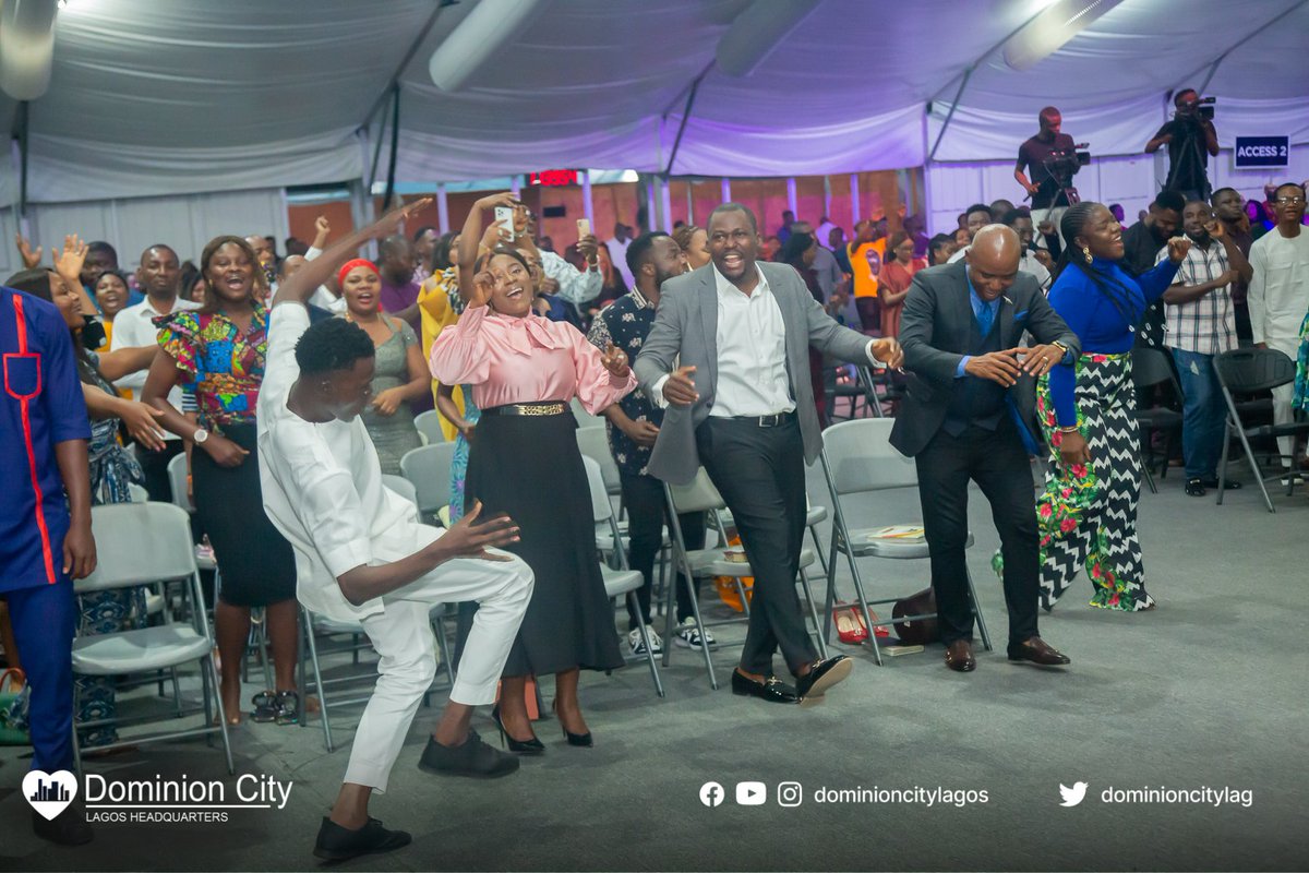 dominioncitylag's tweet photo. Let everything that has breath, praise the Lord.....
#DominionCity
#DCLagosHQ
#TheKingsArmour
#NecessityOfPrayer
#PraiseHighlights https://t.co/XHvhhhvvnA