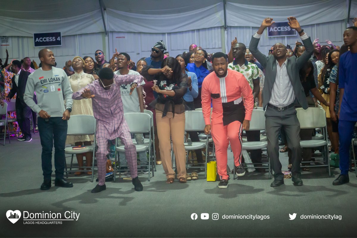dominioncitylag's tweet photo. Let everything that has breath, praise the Lord.....
#DominionCity
#DCLagosHQ
#TheKingsArmour
#NecessityOfPrayer
#PraiseHighlights https://t.co/XHvhhhvvnA