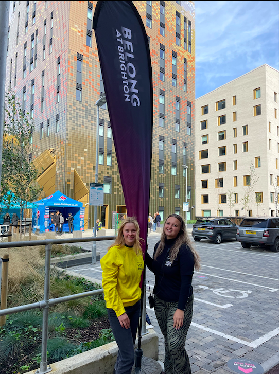 uniofbrighton's tweet photo. What a brilliant move in week, welcoming over 3000 students from across the globe into our halls community!💙

A special thanks to our amazing students and staff for your outstanding efforts 😊 #belongatbrighton https://t.co/ZWQzfkCLED