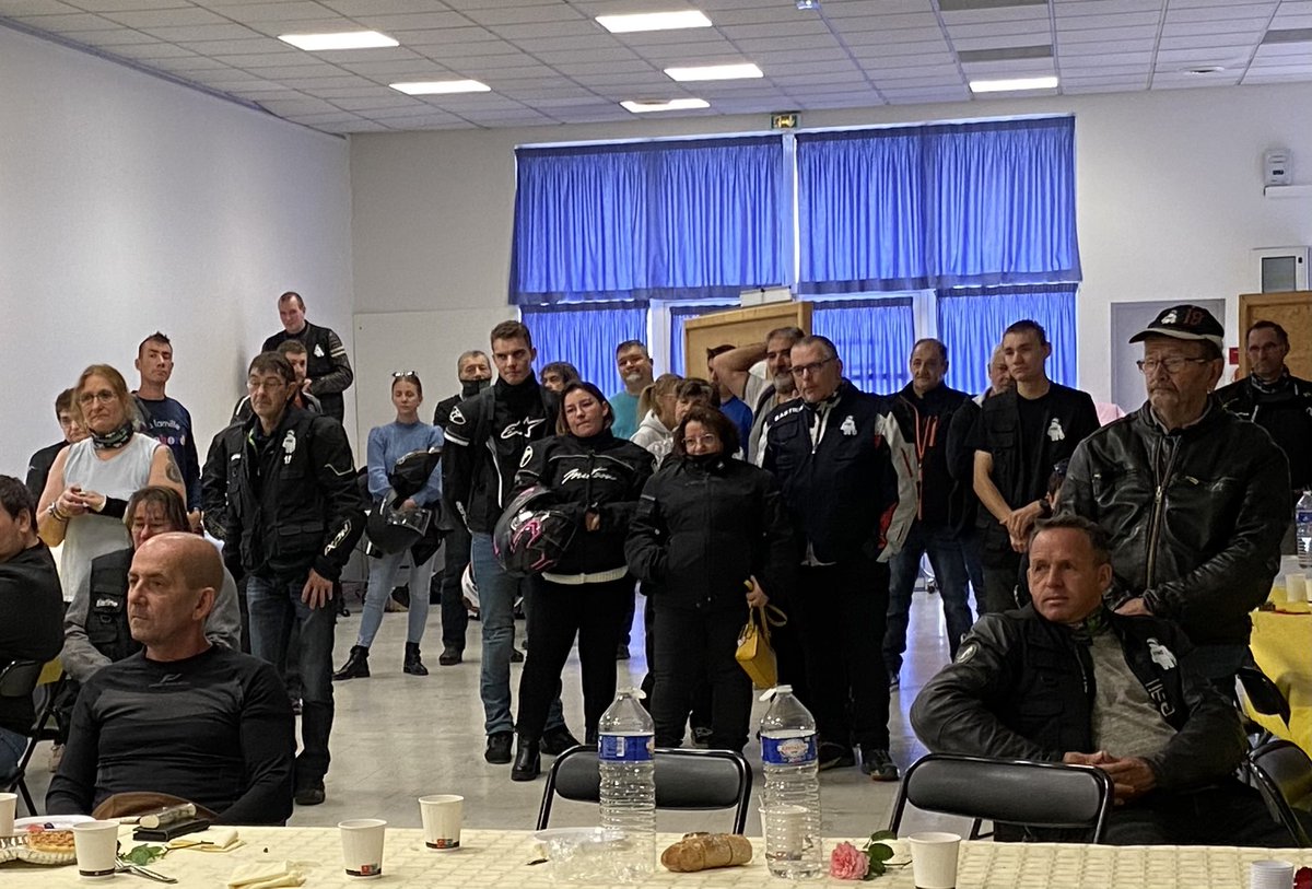 JeanJAYAT's tweet photo. Bravo et merci aux 63 équipages du Brive Moto Sport Organisation (BMSO) et de la Fédération Française des Motards en Colère (FFMC) pour leur sortie aux confins de la Corrèze et de la Dordogne au profit de La Ligue contre le cancer. #OctobreRose avant l’heure? https://t.co/yMkXVKEdLW