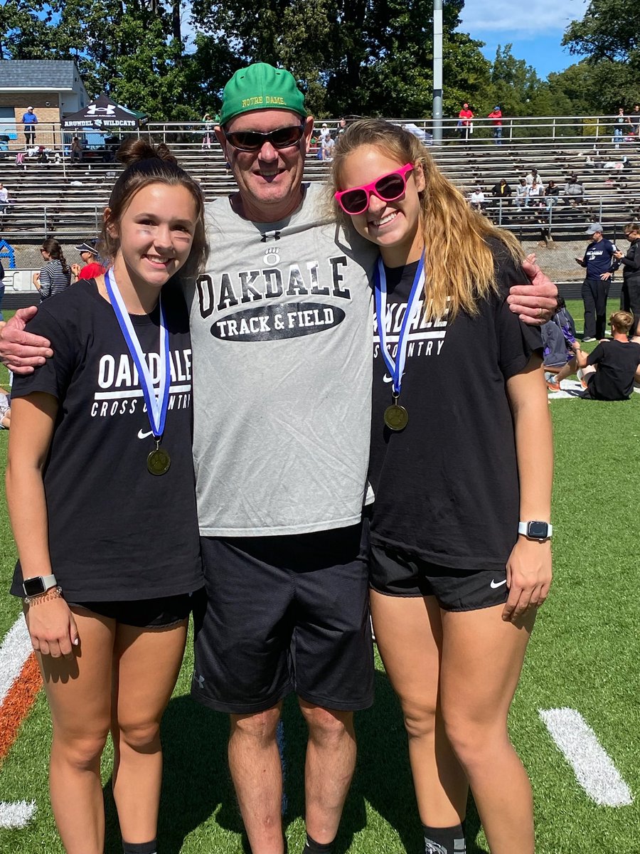 New meet for us this week. Chesapeake Inv. We had some great performances. Varsity girls placed 6th JV placed 2nd. Maddy and Syd received medals placing in the top 15. Go Bears!!!! Keep rowing!! V formation!!!!