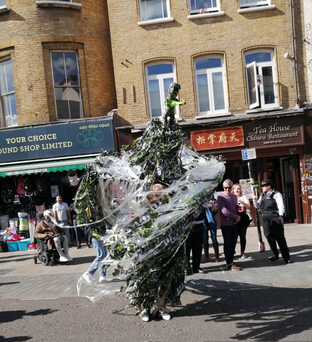 Creative Watergate tweet media