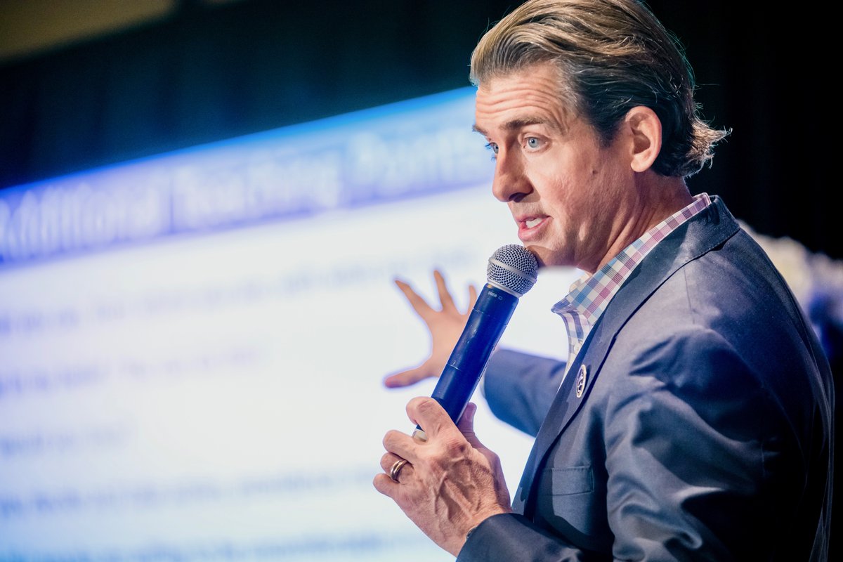 Who would you coach in your life coaching business?
Find out how to attract your ideal clients here
➡️ ow.ly/oUng50KFL6G