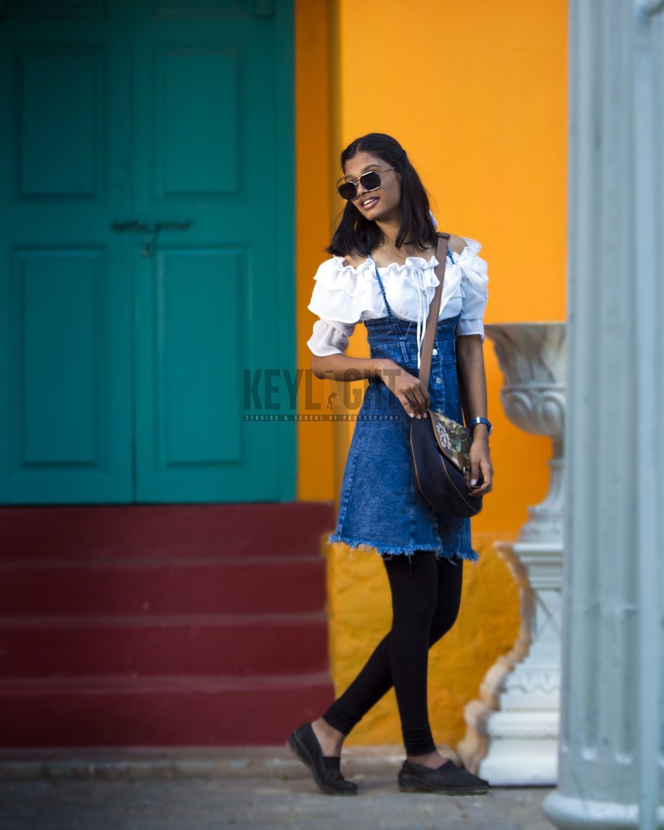 KeyLightStudioz's tweet photo. Style reflects who you are. Our fashion photography can bring the model inside you. To get your own professional level model photos call @ 9944970665

#fashionphotography #fashion #photography #fashionstyle #model #fashionista #portrait #style #photoshoot #portraitphotography https://t.co/Yh4sxrdqNp