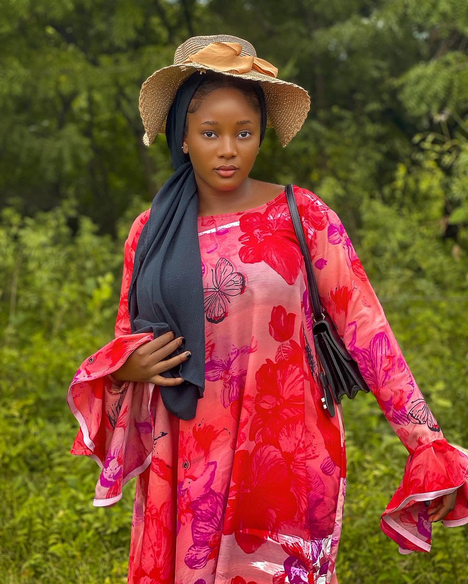 mobolajinafisat tweet media