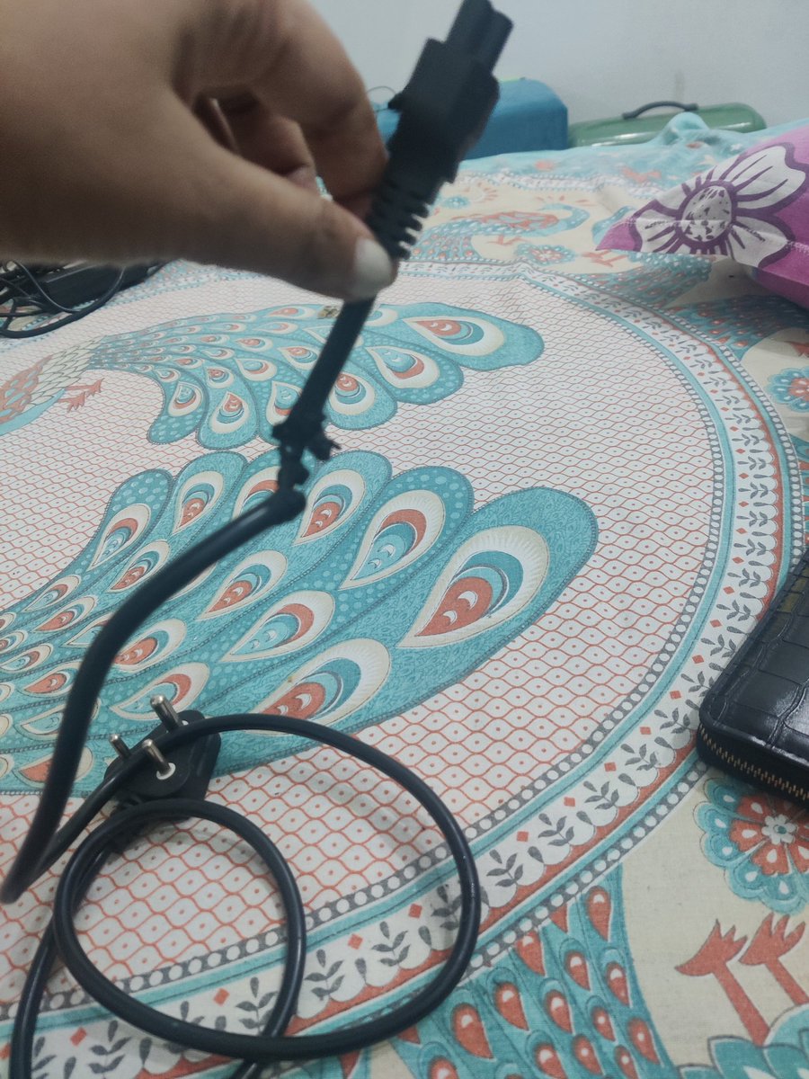 ChirpingSAPNA's tweet photo. @amazonIN  @amazon Hi Team,

I am trembling while writing this tweet.I purchased a refurbished HP laptop from Amazon in June, 2022.
Today, charger caught fire while on charging burning down the charger, our bedsheet and mattress.
Do justice! https://t.co/HITqp5D9lq
