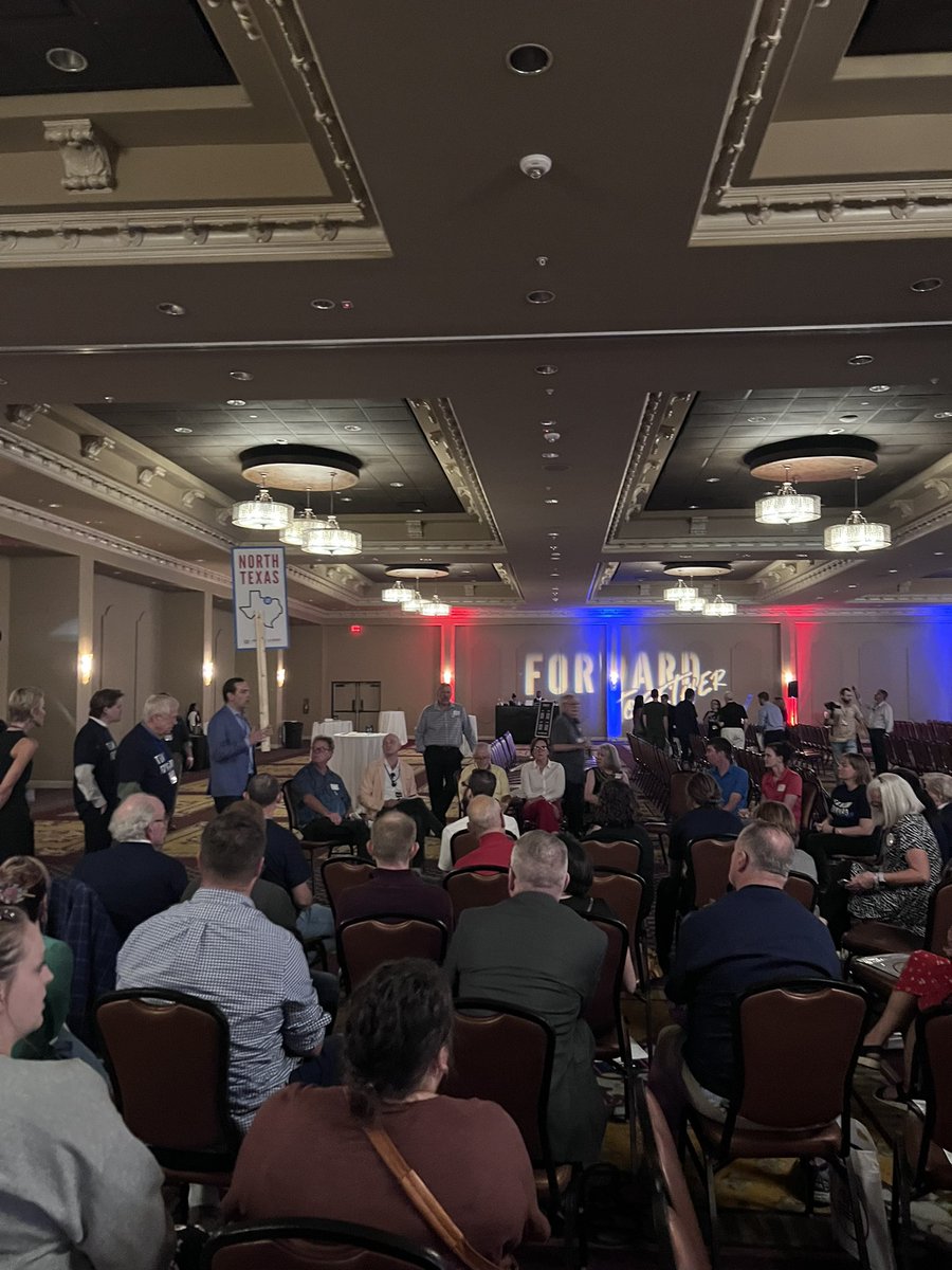 Fwd_Party's tweet image. This is what real leadership looks like. #ForwardTogether #ForwardParty