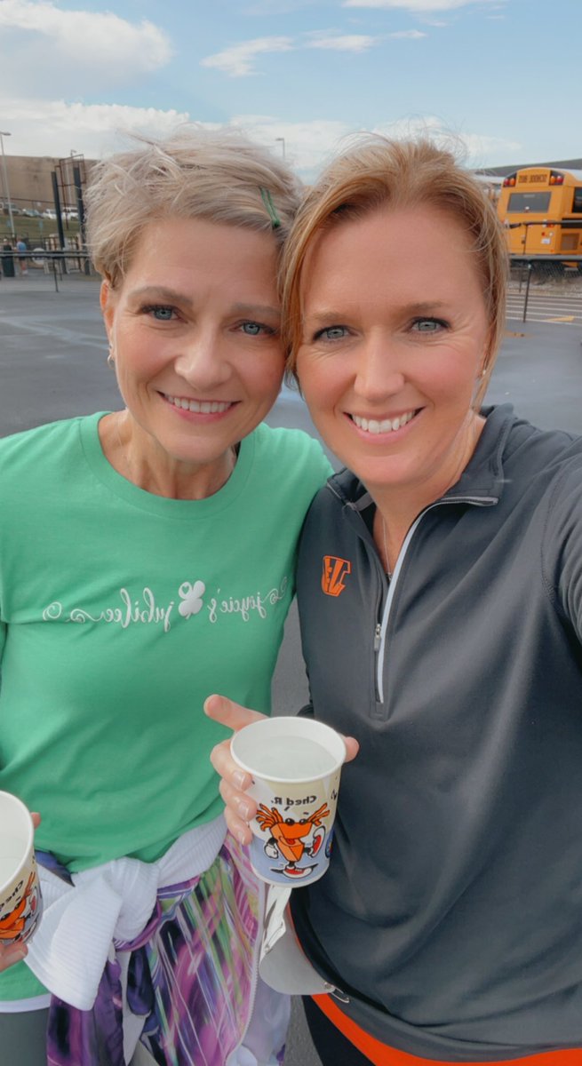 misty_kleier's tweet photo. The Oak Open!! First annual 5K! https://t.co/ifj21OUO0I