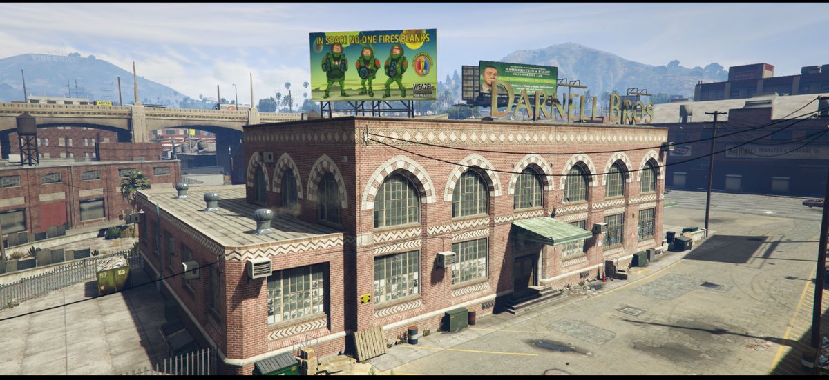 21JumpClick's tweet image. Cette semaine sur 21 Jump Click, choisirez-vous de changer de coupe ou de vous faire un nouveau tatouage ? (mapping by Gabz)

Ou peut-être choisirez vous de changer de vie pour produire des gilets pare-balle ou de l'électricité ?