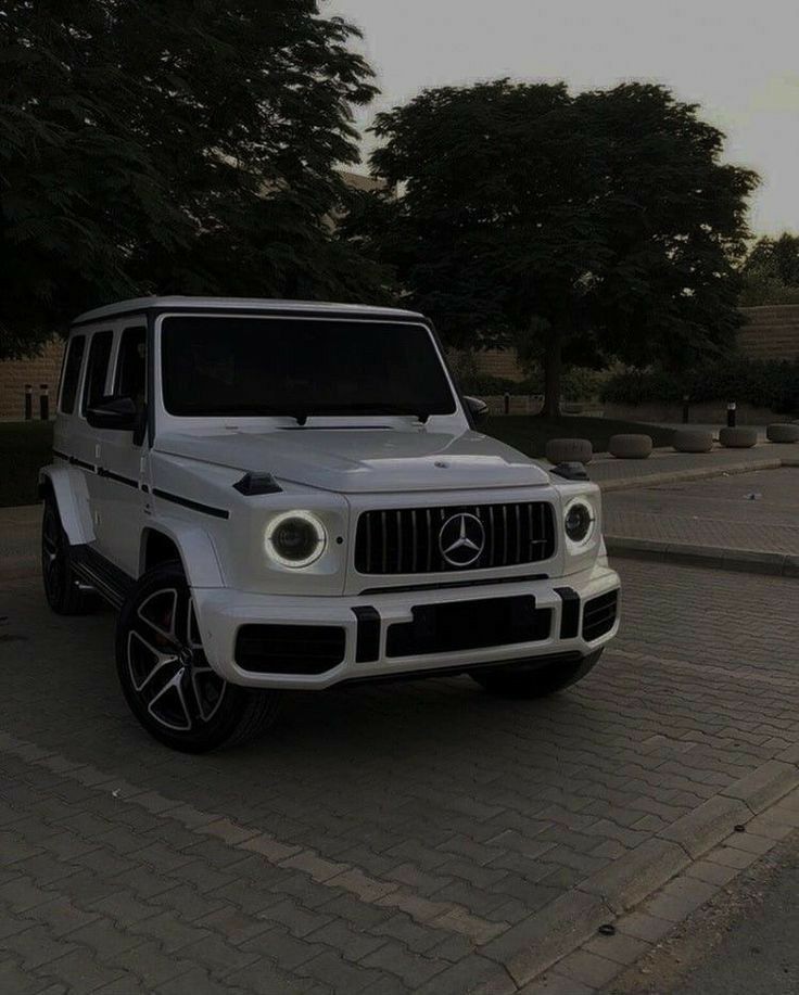BronikC's tweet photo. Mercedes classe G 🥶 
#mercedes https://t.co/6Ab9KLx9bo