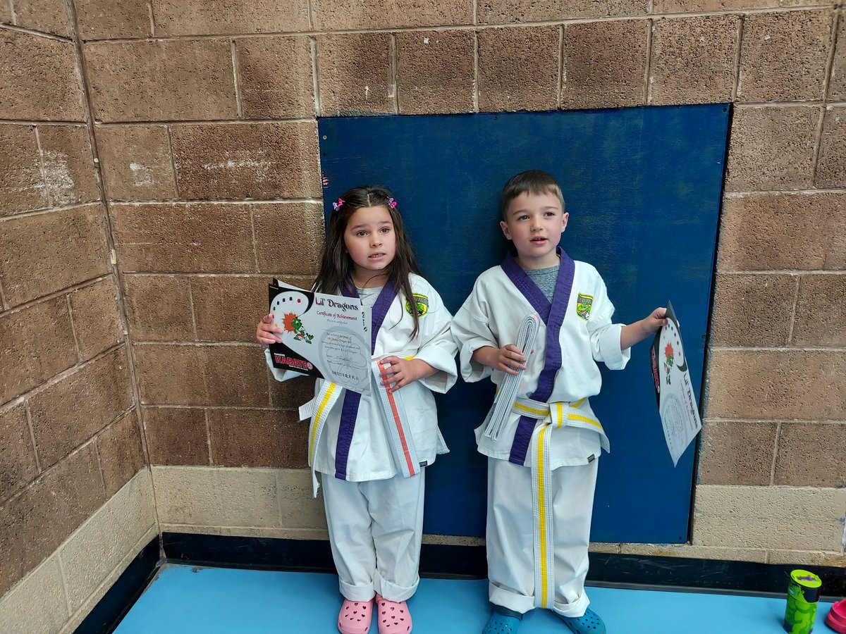 StephD (@stephd_3101) on Twitter photo So proud, Ava and Matthew got awarded their orange stripe in todays karate grading!! <a href="/MrsWhiteRec/">Mrs White</a> <a href="/MissHewit/">Miss Hewitt_INSPIRE</a> <a href="/MissWrigley1/">Miss Wrigley</a> <a href="/Inspire_Ashton/">Inspire Academy</a> So proud, Ava and Matthew got awarded their orange stripe in todays karate grading!! <a href="/MrsWhiteRec/">Mrs White</a> <a href="/MissHewit/">Miss Hewitt_INSPIRE</a> <a href="/MissWrigley1/">Miss Wrigley</a> <a href="/Inspire_Ashton/">Inspire Academy</a>