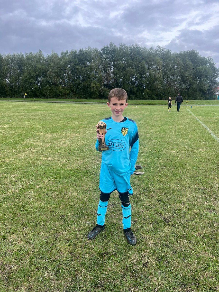 Northfield_JFC's tweet photo. Derby Day today @BootleJFL.
Tough game for us but a well taken goal from Zayn gave us something to cheer ⚽️
Team dudnt stop and battled right to the end, as they always do.
Jackson made some incredible saves and is our @Radiocarslpool MoM👏👏👏
Well done to both teams.
💛🖤💛🖤 https://t.co/YowpHPg1vS