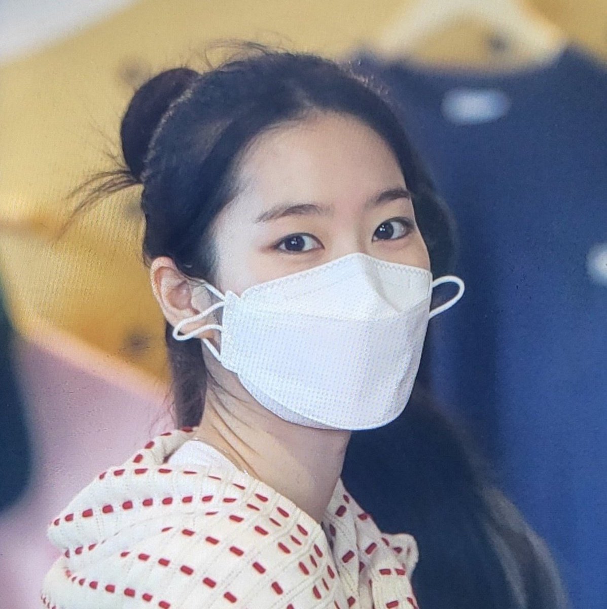 jiholoops's tweet photo. Jiho today 💙 https://t.co/AUhMb4mO5w