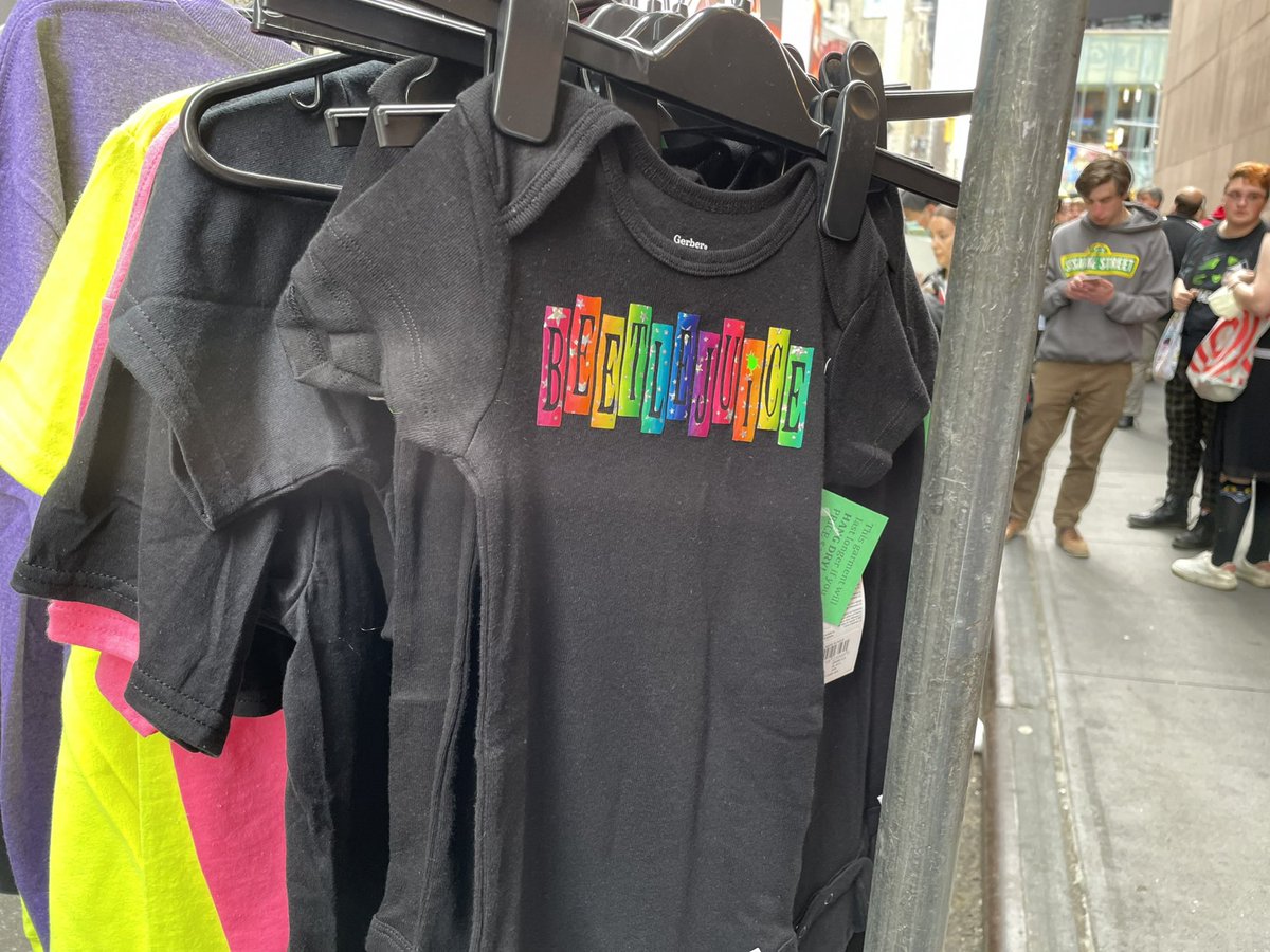 BCEFA's tweet image. #BroadwayFlea has begun! We're all set up and ready for the bustle of Broadway fans to fill the streets. Meet us at New York City's Theater District today until 7 pm: broadwaycares.org/flea