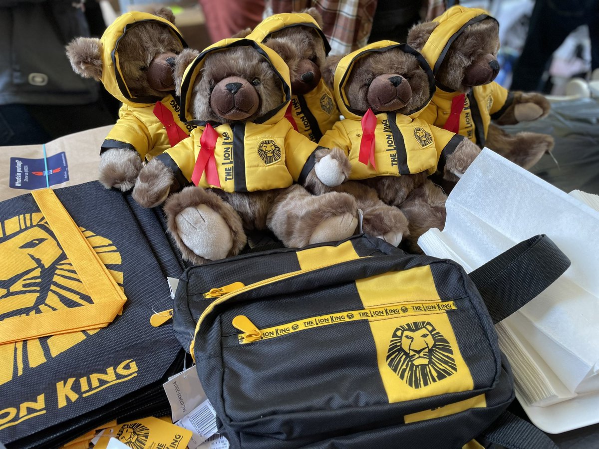BCEFA's tweet image. #BroadwayFlea has begun! We're all set up and ready for the bustle of Broadway fans to fill the streets. Meet us at New York City's Theater District today until 7 pm: broadwaycares.org/flea