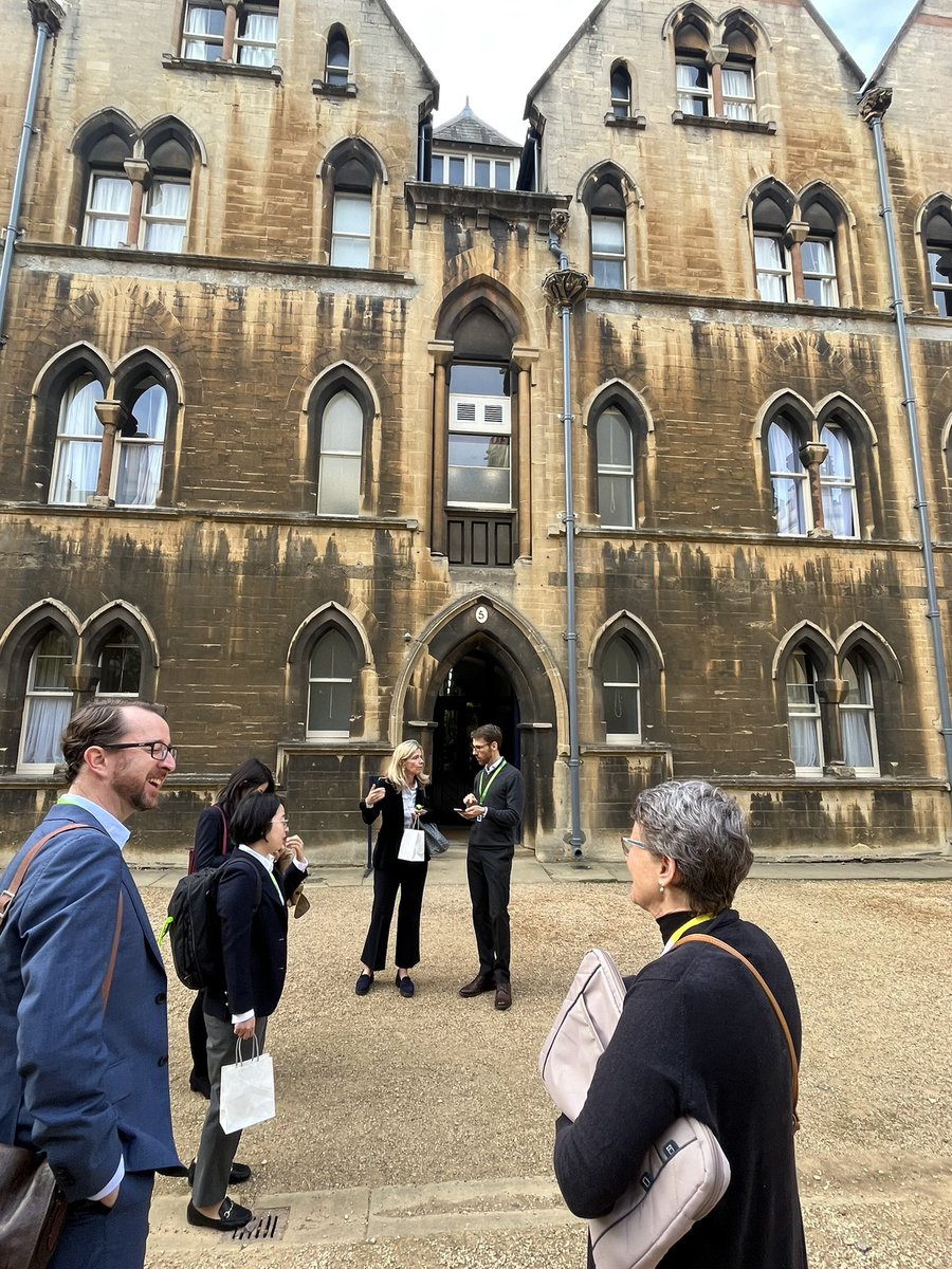 rypper's tweet photo. Many thanks to Andrew Brown, Karen Kennedy and the marvellous #IARU Secretariat from Cambridge for chairing our first in-person IARU Senior Officers’ meeting in 3 years. Great meeting at Christchurch College, happy to be in Oxford after 20 years. #oxforduniversity #NUSGlobal https://t.co/PNXJBuxeT7