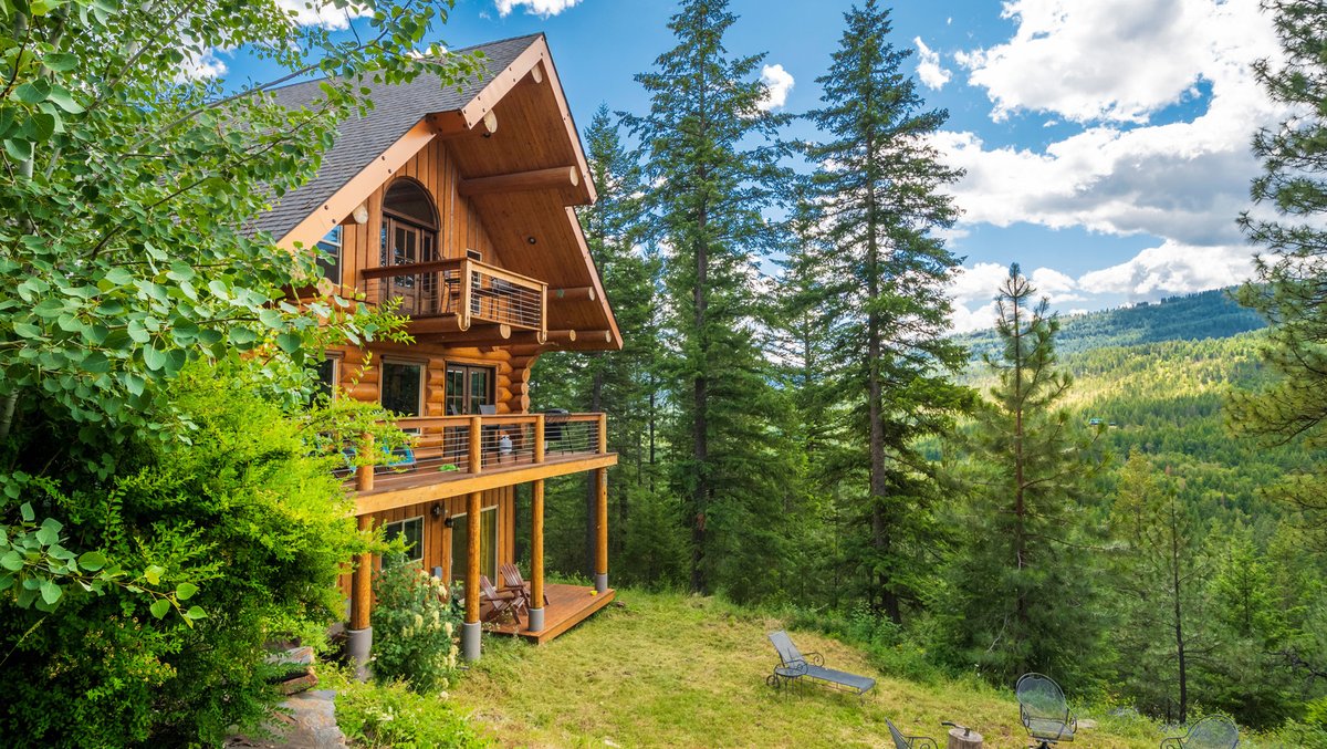 RealtorAliBakir's tweet photo. https://t.co/dXf5Ul3qFe says that, while your home in the woods may cost less, it also may not have some basic amenities like fresh water, a heating system, electricity, or internet connectivity.
#morpheasy #chicagorealestate #alibakir #newhome https://t.co/82TESeOsdn https://t.co/ZuWntuuju1