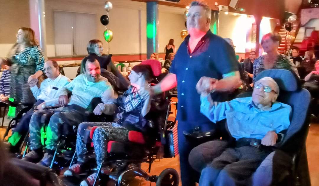 CPMidlands's tweet photo. An absolutely incredible evening!
Thanks to everyone who helped create a big social night & fundraiser for our community & adults with disabilities.
@cpmidlands celebrated 75 years of service #WeoleyBigComeBack
#cerebralpalsy #inclusion
#reducingsocialisolation https://t.co/4QLw9SF568