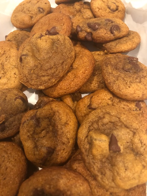 WheatonProvost's tweet photo. Pumpkin dark chocolate chip cookies! Quite chewy. #sabbathbaking #baking #pumpkin https://t.co/dg2AqNHHWJ