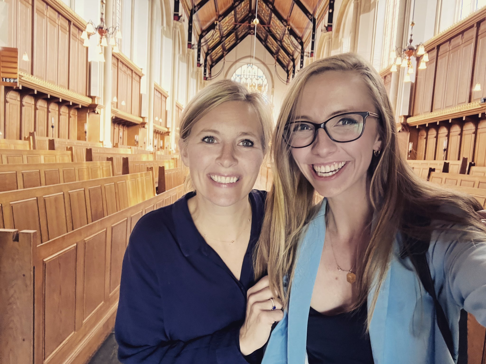 Anna Lapwood on X: "A very exciting day rehearsing with the glorious @alisonbalsom, trying our new programme in situ for the first time ❤️ Tonbridge chapel is such a beautiful space &