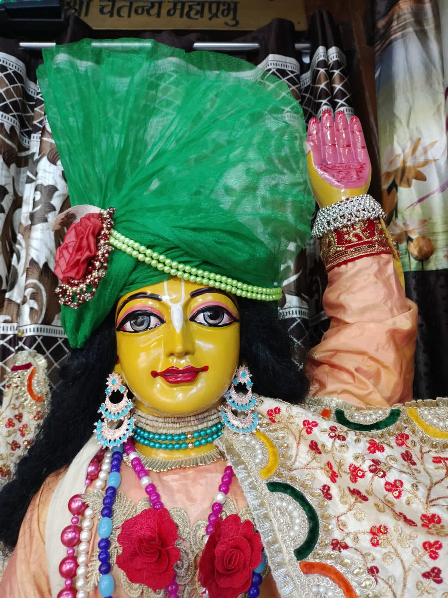 PadayatraW's tweet photo. Today's Beautiful Darshan Sri Sri Nitai Gaurasundara All India Padayatra. https://t.co/e7lgeVPwKT