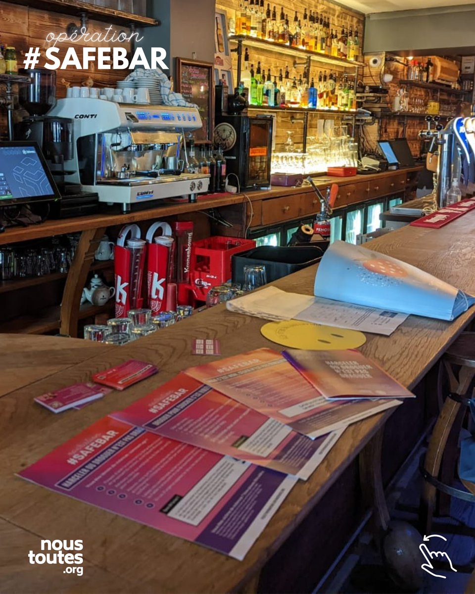 NousToutesOrg's tweet photo. Merci aux militant•tes des comités locaux et comités jeunes de #NousToutes pour vos actions de sensibilisation partout en France (et au delà !) 💪
Retour en image sur l’opération #SafeBar dans les bars et festivals ! https://t.co/datRe7lWag