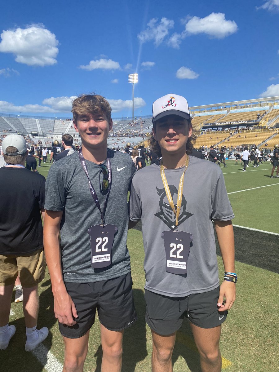 amyhecklinski tweet media