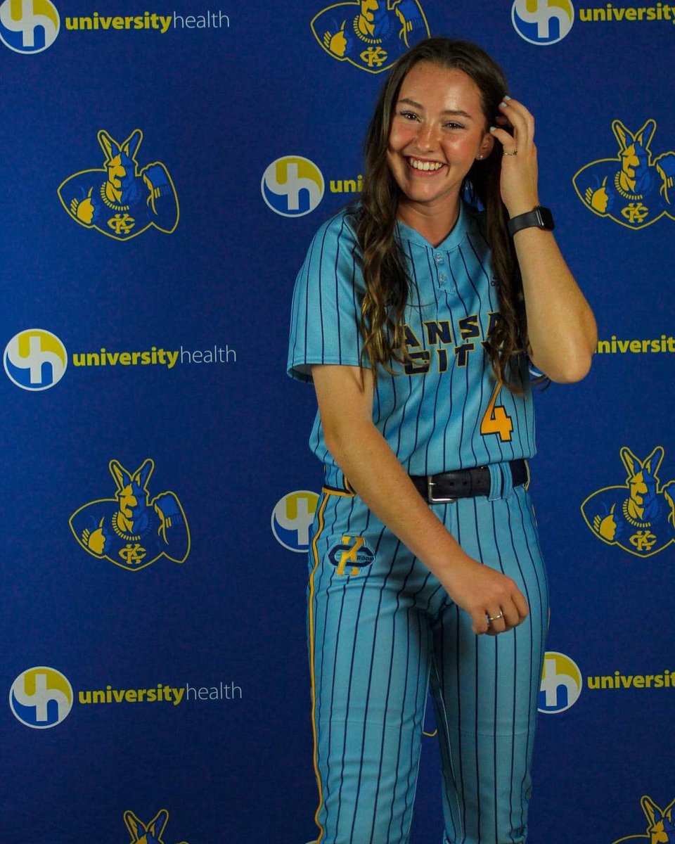 KadinVire's tweet photo. ⚠️Watch out Hachie!⚠️There’s a new Roo in town!! 🦘💛💙 #rooup #kcroos #kccommitted @ndnsoftball @kcroossb @CSA_Athletes @AFSBALL 
Thank you to all the UMKC staff for believing and trusting in me! Also a big thank you to everyone else who has helped me in this process!! https://t.co/bbkszGdDKF
