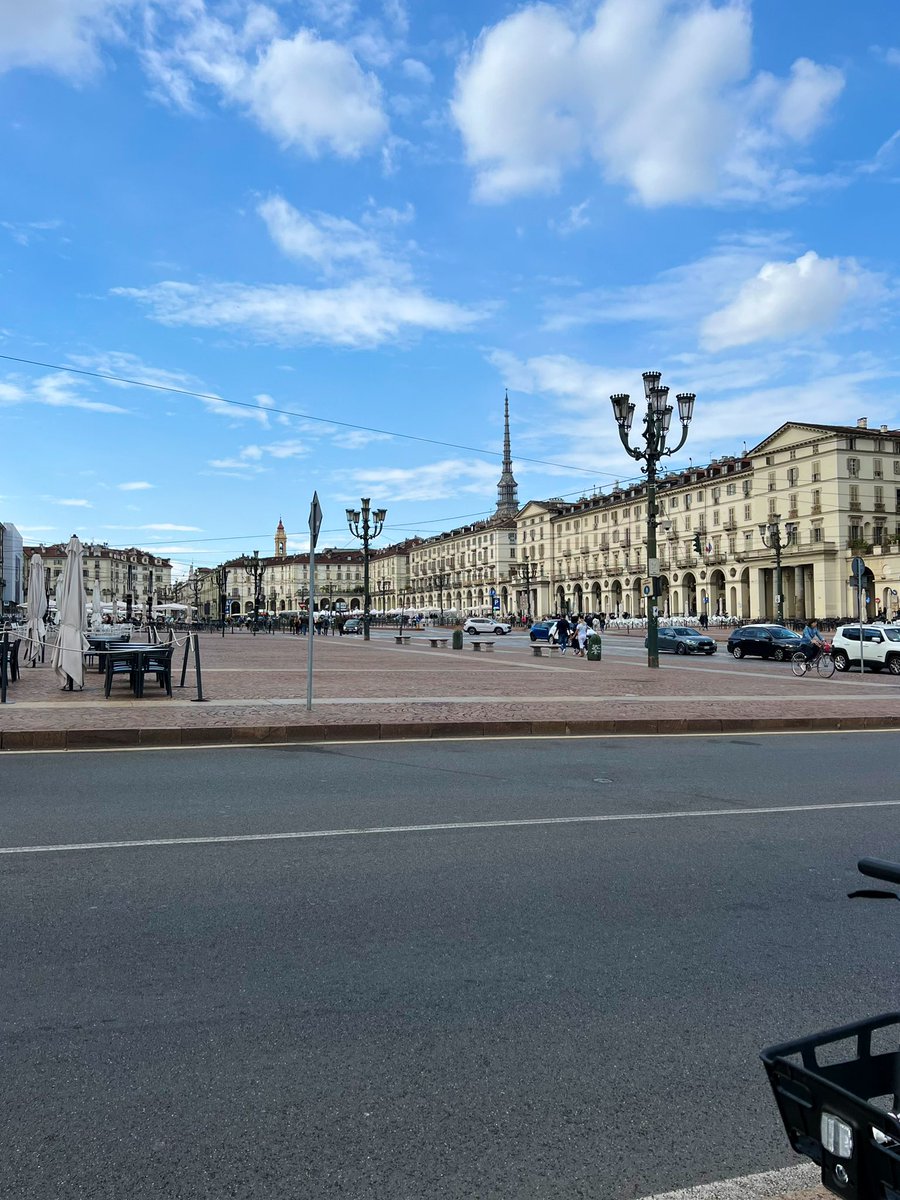 martola__'s tweet photo. torino lo sa di essere la più bella https://t.co/m1SBjV7d96