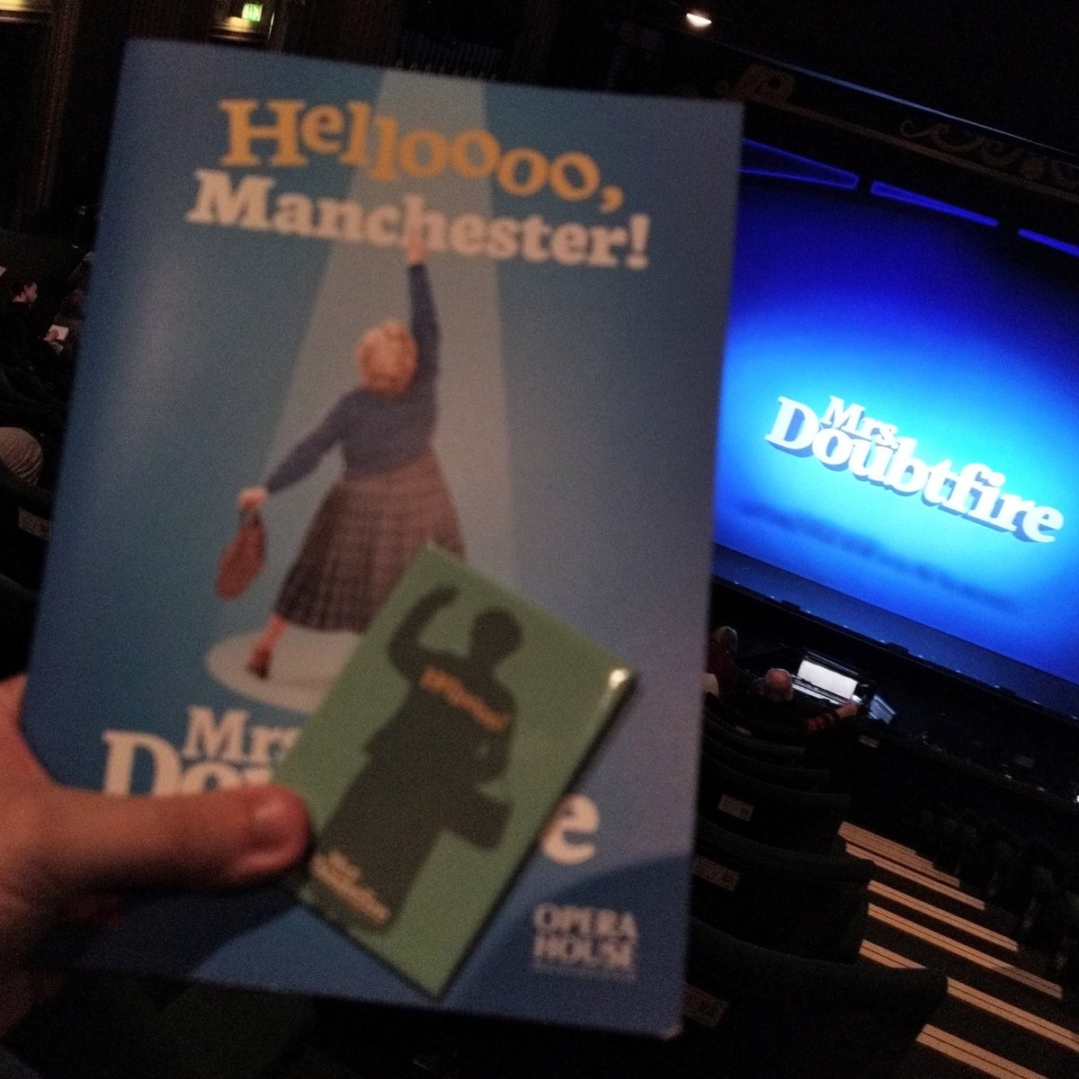 TheStageyPlace's tweet photo. πΉ Mrs Doubtfire πΉ
A vlog from my recent trip to @PalaceAndOpera to see @DoubtfireUK has just gone LIVE on Instagram, so do make sure to check it out over there to see what I thought of this Broadway Transfer Musical! π
https://t.co/ESwUlNEiK4
#DoubtfireUK #Musicals https://t.co/47p11OH12u