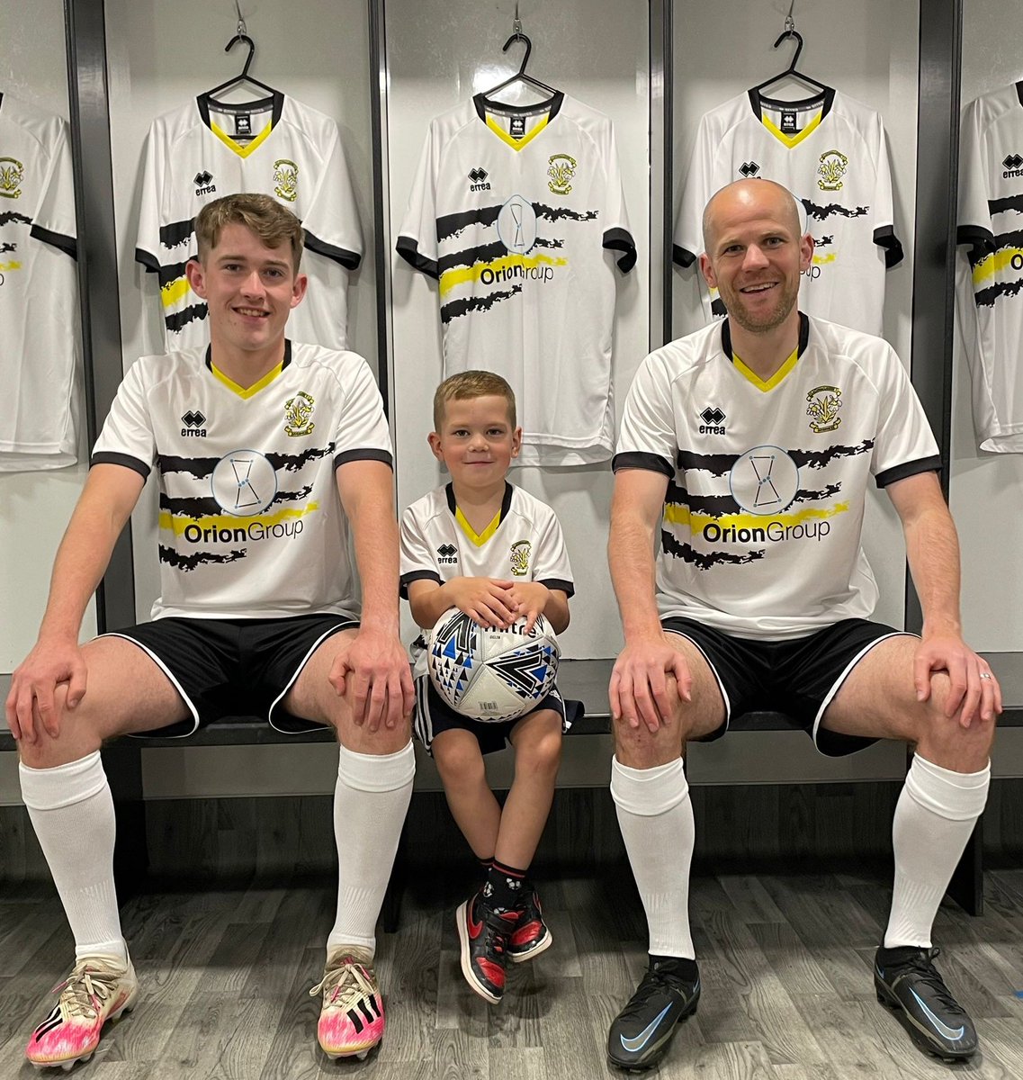 We will be opening our club shop at Grant Street Park on Tuesday evening between 7 and 8pm.
This will be your last chance to get your Clach items ahead of Saturdays North of Scotland Cup Final.