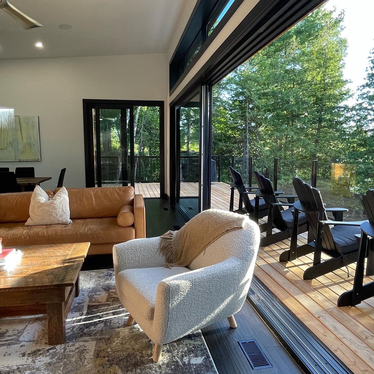 AlketKulla's tweet photo. 1432 Abrams Rd is officially SOLD ! This luxury custom lake home was a absolutely one of a kind.

It was a pleasure to represent my sellers. 
#sold #luxuryrealestate #paudashlake #waterfront #lakeproperty #cottage #canada #lakelife #SellWithConfidence #listwithalket https://t.co/Ms1Y4TNwEQ