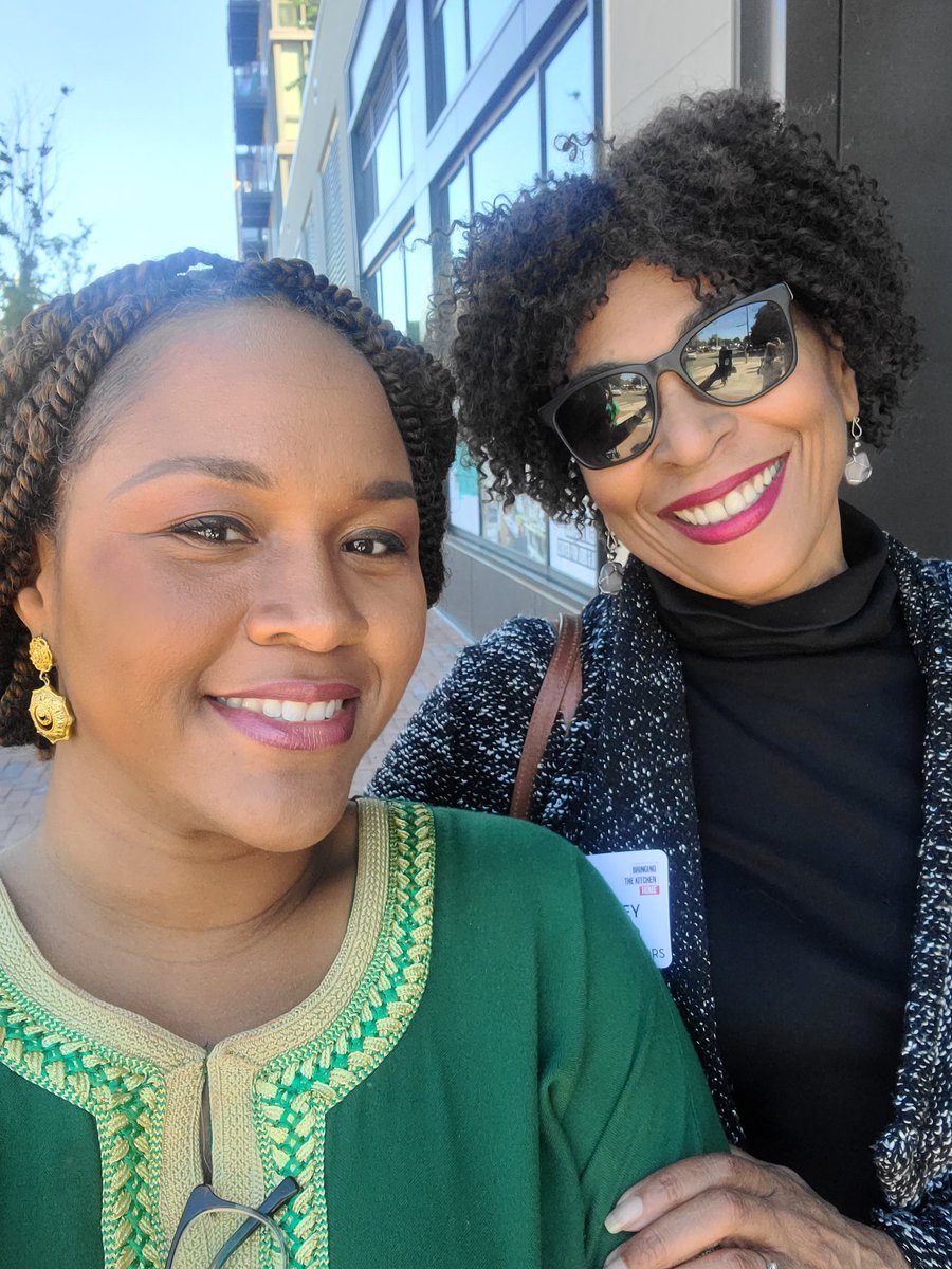 IamWANDAorg's tweet photo. For #HungerActionMonth, WANDA CEO @TambraRaye &amp; CIO Ruby Rose tours the new @dcck building located in Buzzard Point with WANDA's 2022 #FoodShero honoree @MayorBowser &amp; @chefjoseandres who will be at the #WHConfHungerHealth on 9/28. 
Great to see @BainumFdn and @DCHunger! https://t.co/Q3bTzPHGYW