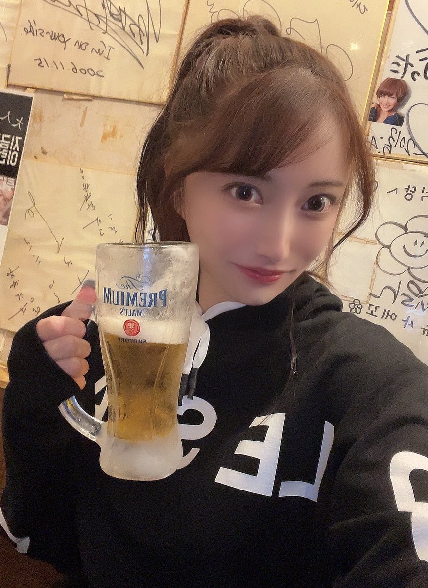 rin_hachimitsu's tweet photo. 撮影終わりのビールうまーー！！！
遅くまでお疲れ様でした✨感謝✨
いつもの恒例おひとり様ごはん😙💓 https://t.co/W7XXvPuKwB